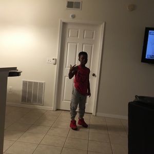 Meet your Posher, Evan